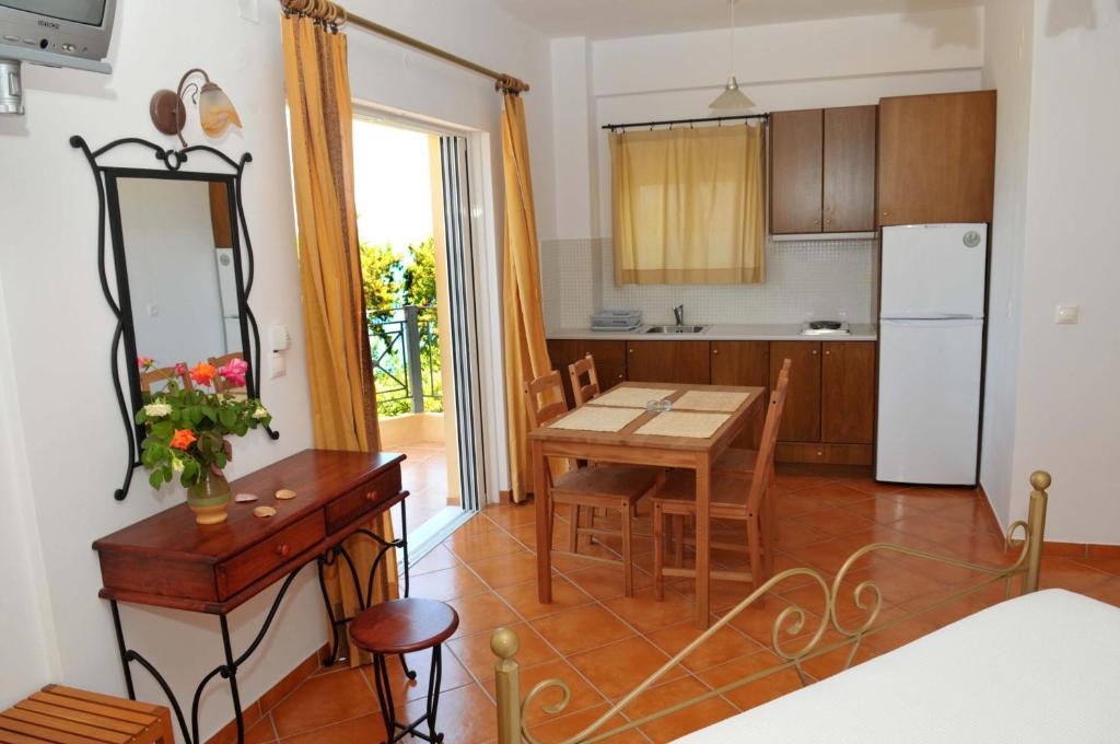 Kasimis Apartment Kyparissia Luaran gambar